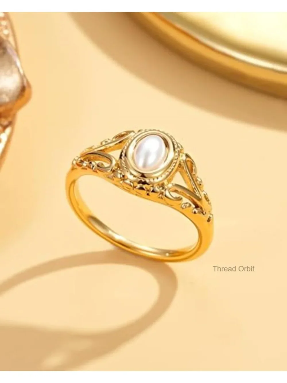 Non Tarnish 18K Gold Plated Stainless Steel Pearl Signet Ring